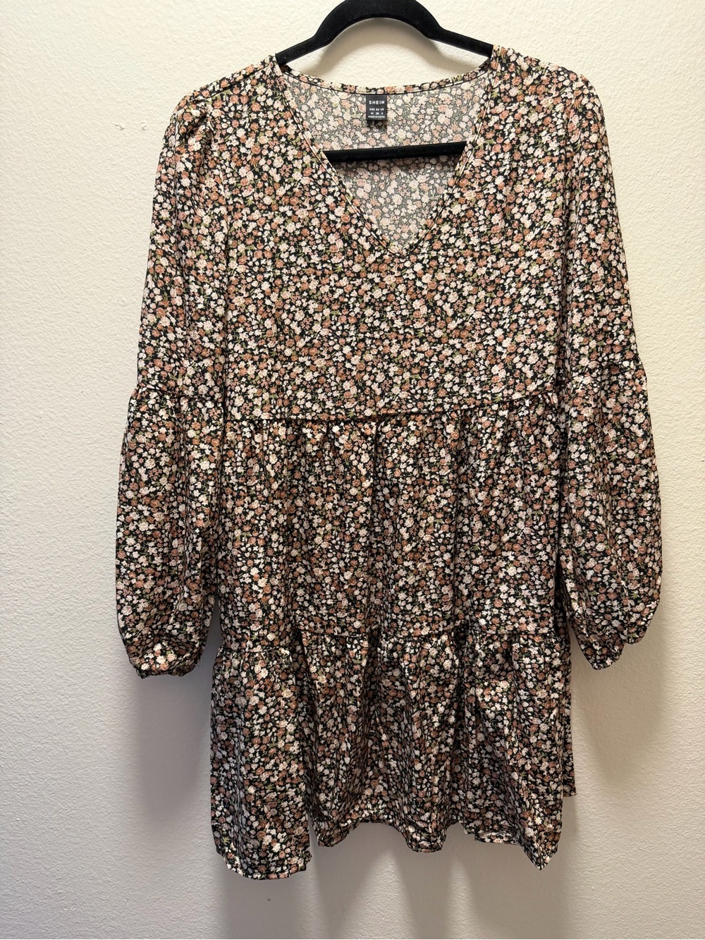 SHEIN Floral Tiered Dress with Pink & Cream Blooms